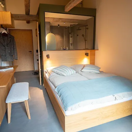 アパートホテル Tignum - Uebernachten Mit Historischem Flair ヴェルニゲローデ