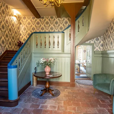 Lejlighedshotel Tignum - Uebernachten Mit Historischem Flair