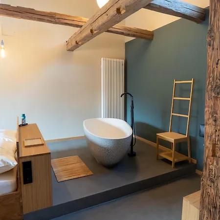 アパートホテル Tignum - Uebernachten Mit Historischem Flair *