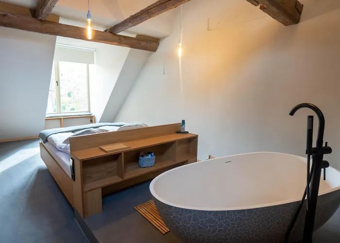 Tignum - Uebernachten Mit Historischem Flair Апарт-отель Вернигероде